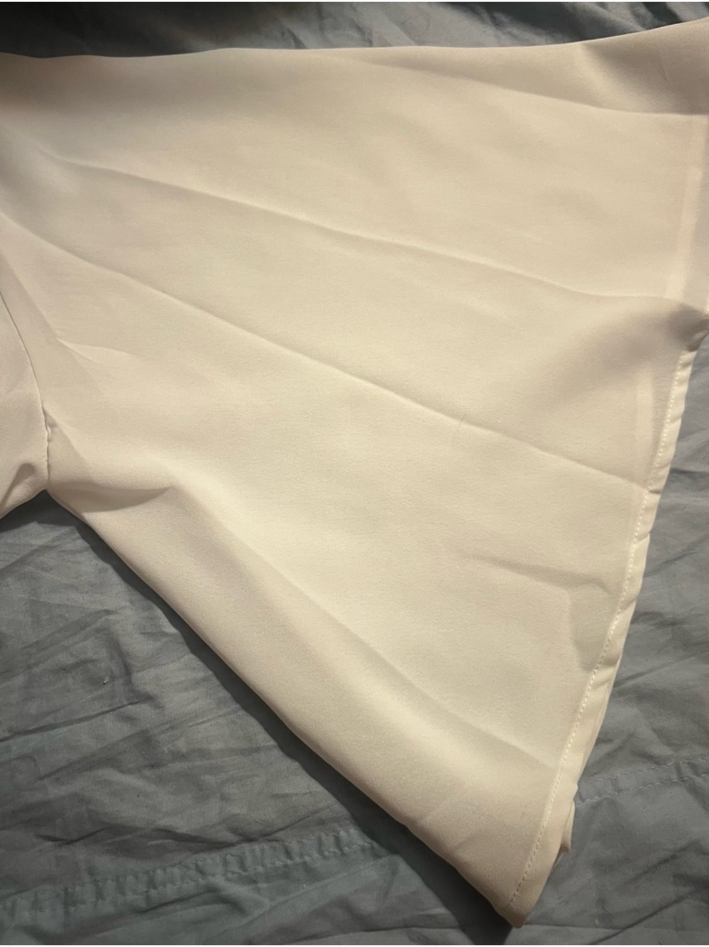 Ivory Tie-Hem Button-Front Blouse - Picture 3 of 5